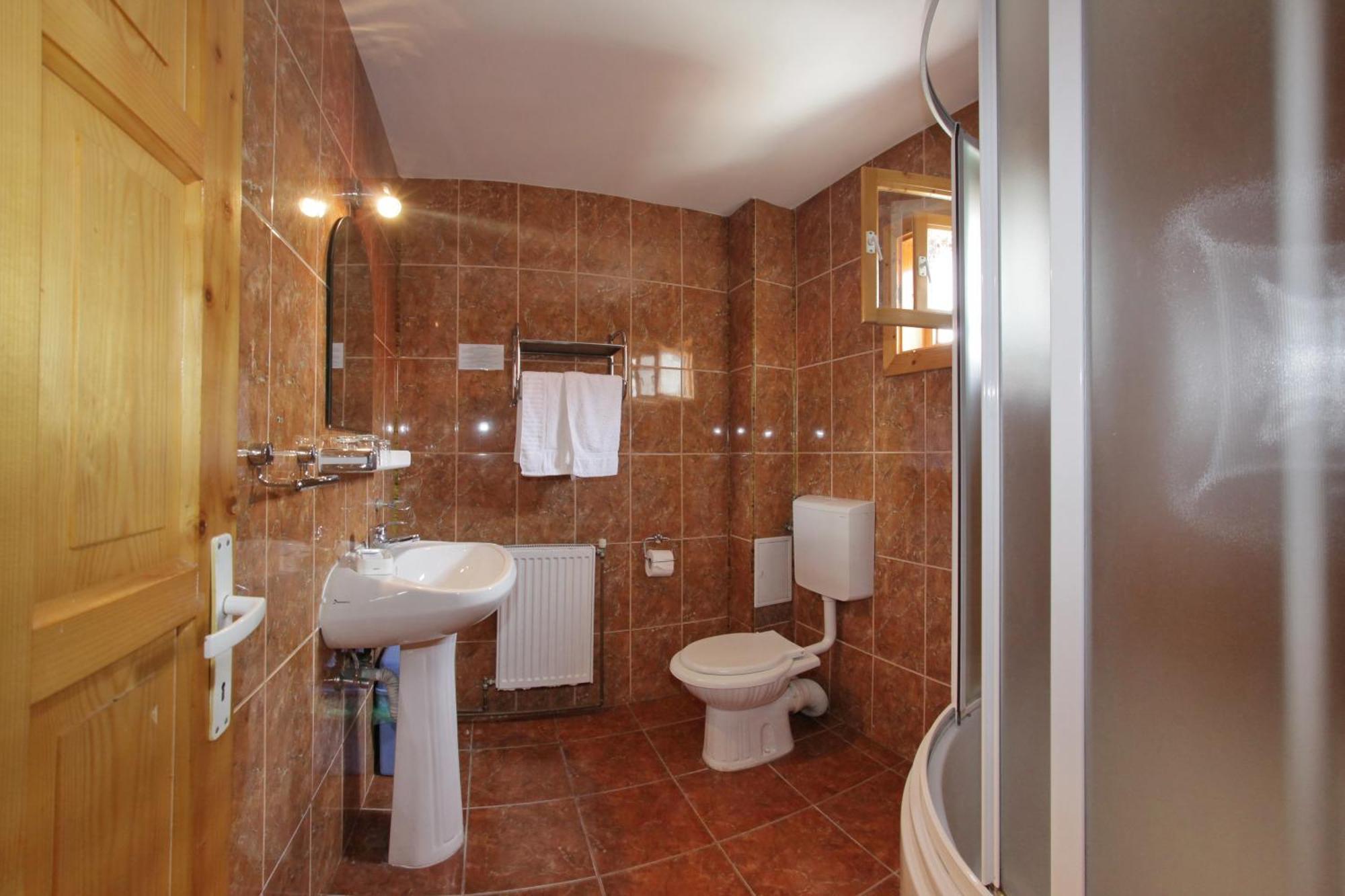 Hotel La Cristina à Sinaia Extérieur photo